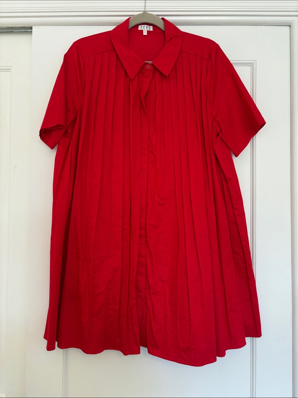 TCEC Red Pleated A-Line Short Sleeve Shirt Dress